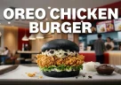 Burger di pollo fritto con biscotti Oreo sbriciolati e salsa cremosa ispirato alla versione proposta da KFC in Cina
