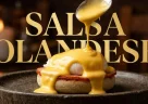 Salsa olandese cremosa in primo piano con consistenza liscia e brillante