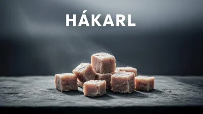 Cubetti di hákarl islandese serviti su un piatto tradizionale nordico